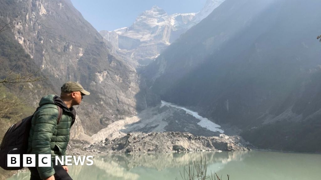 Muhteşem Himalayalar'ı görmek neden giderek zorlaşıyor?