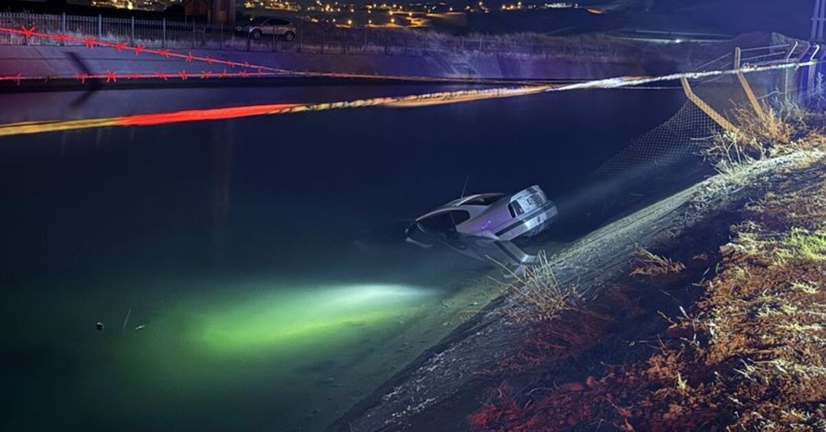 Car overturns in irrigation canal! Father and son killed, 2 injured