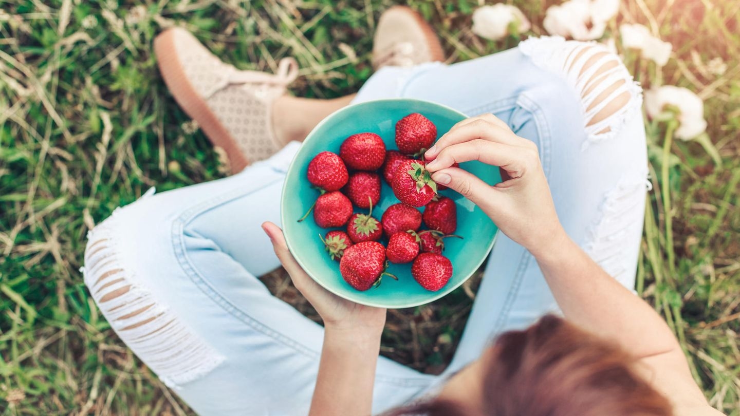 Alimentação saudável: isso é o que acontece com seu corpo quando você come morangos todos os dias