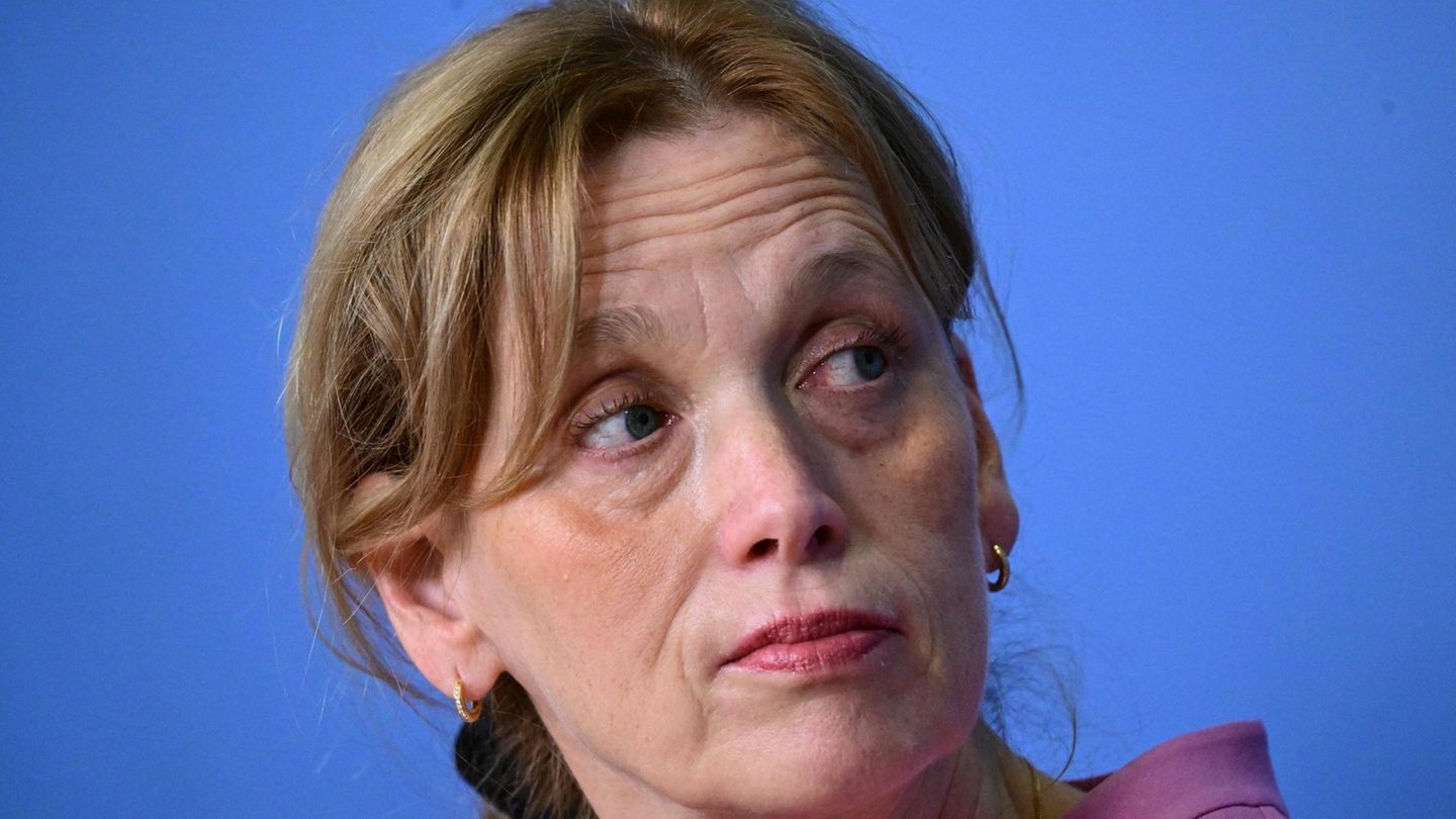 Ministra da Mulher Karin Prien: Ela lutará o suficiente pelos direitos das mulheres?