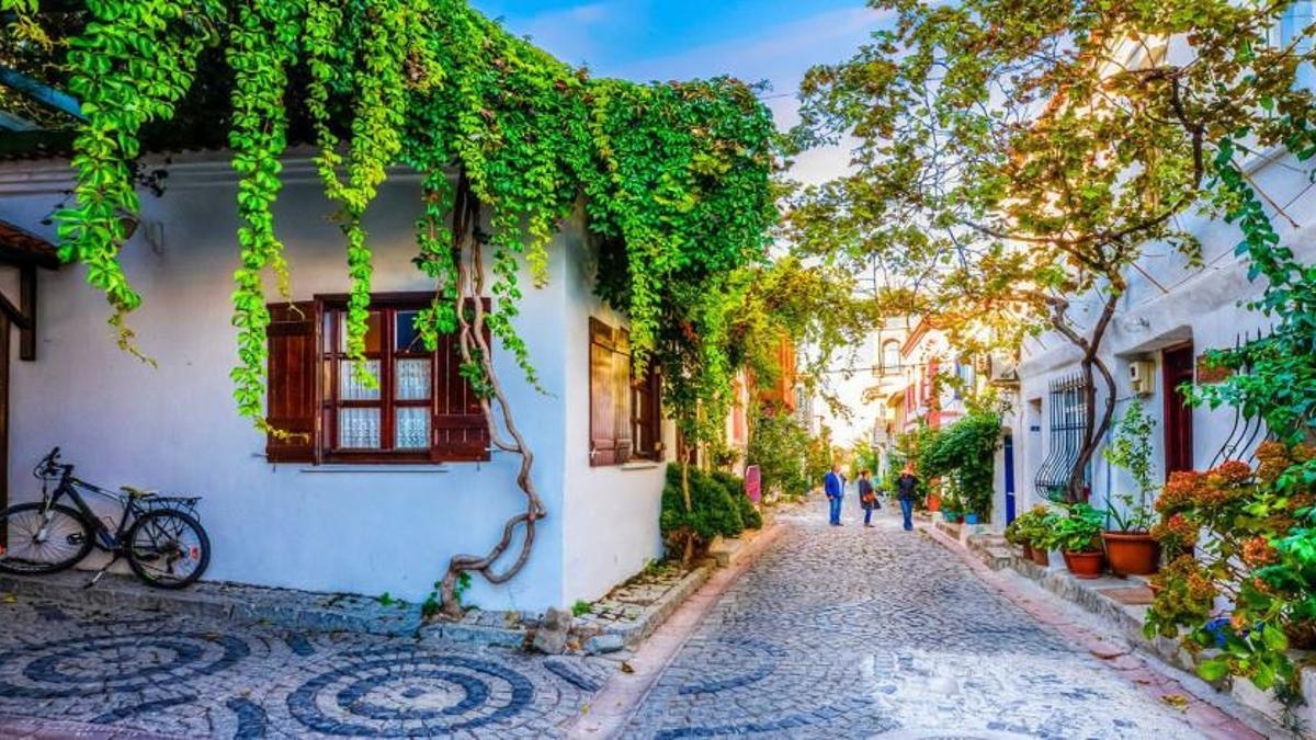 Where is Bozcaada, How to Get There? What are the Places to Visit in Bozcaada?