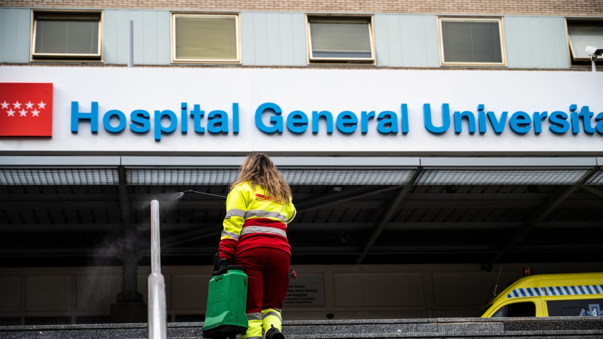 The unprecedented scene they witnessed at the Gregorio Marañón Hospital in Madrid that left the doctors speechless