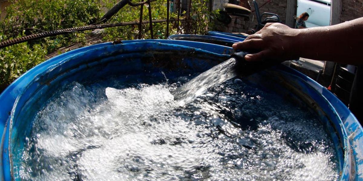 20 Bundesstaaten melden eine Verringerung der täglichen Wasserversorgung