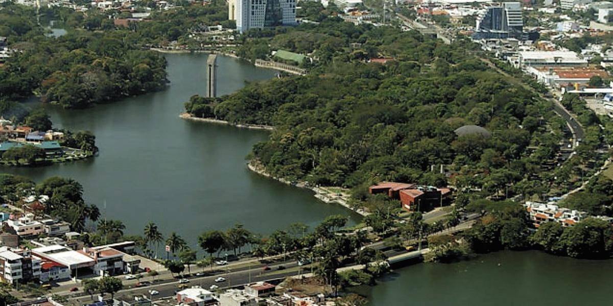 Tabasco, Campeche and Michoacán, in industrial contraction