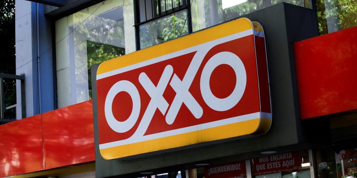 FEMSA convierte 15 tiendas DK a OXXO en Texas