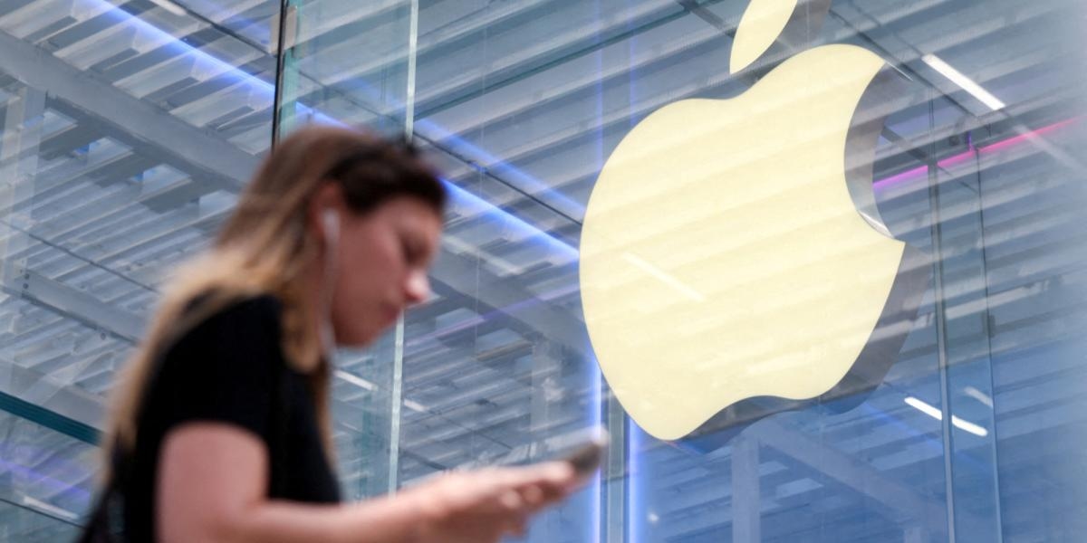 Apple dispara e já é a segunda maior empresa na bolsa de valores