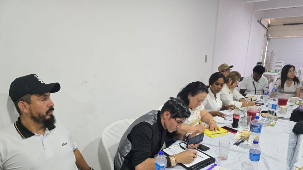 Gobierno y frente 33 acuerdan zona de ubicación en el Catatumbo para avanzar en la concentración de disidentes