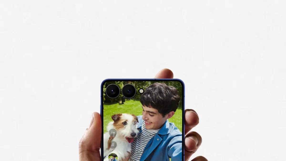 Samsung launches the Galaxy Z Flip7 with new FlexWindow and Galaxy AI at its Unpacked 2025 event.