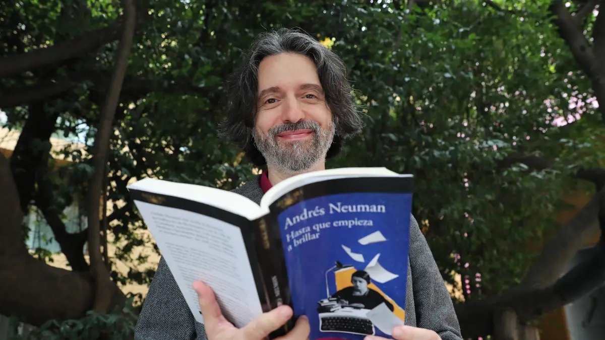 „María Moliner hat die spanische Sprache liebevoll verändert“: Andrés Neuman über sein neuestes Buch