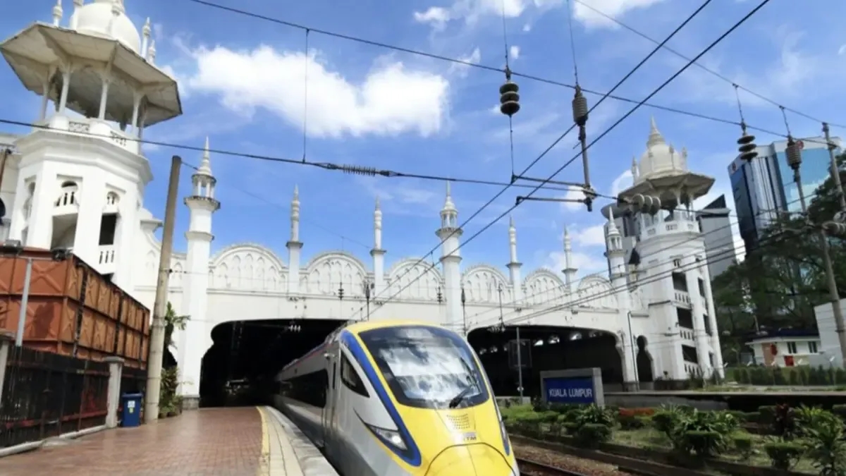 This is the longest train journey you can take from Portugal to Singapore: how much does the experience cost?