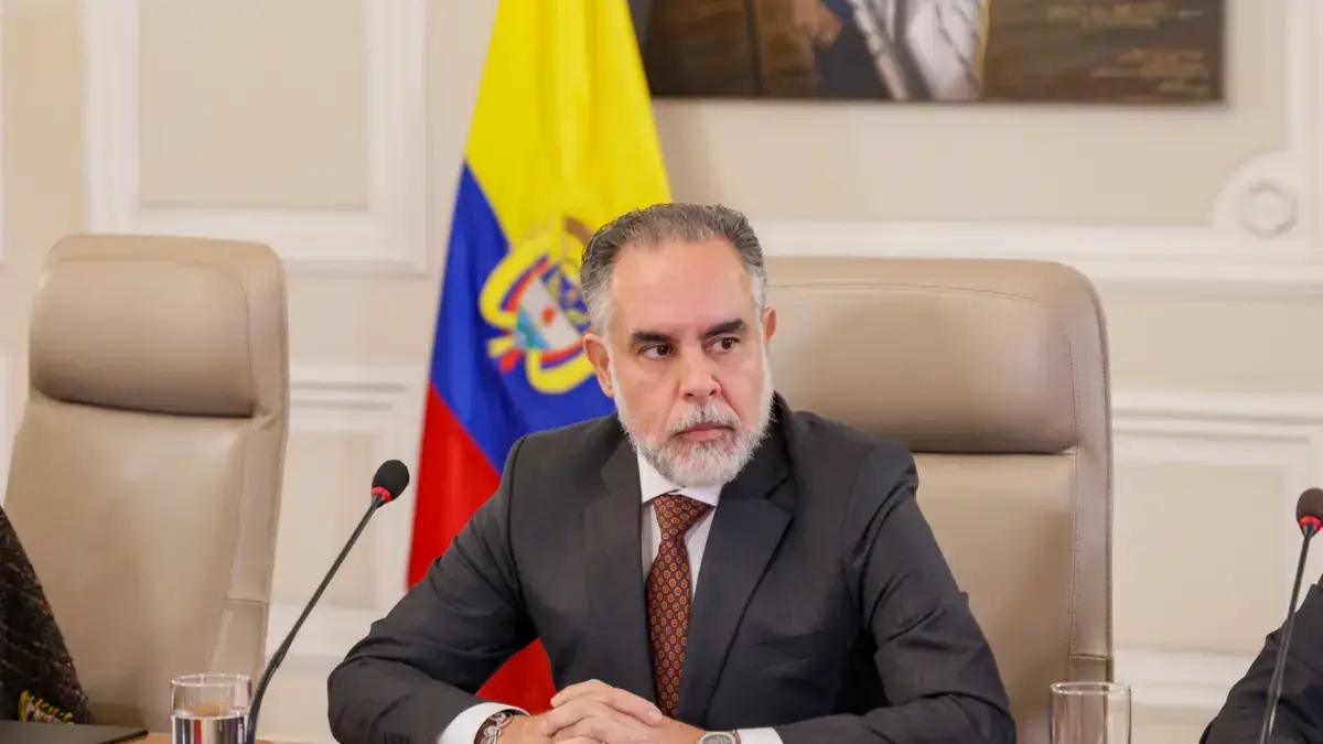 Minister Armando Benedetti says the health reform debate will begin next Tuesday: "I believe the vote will be quick."