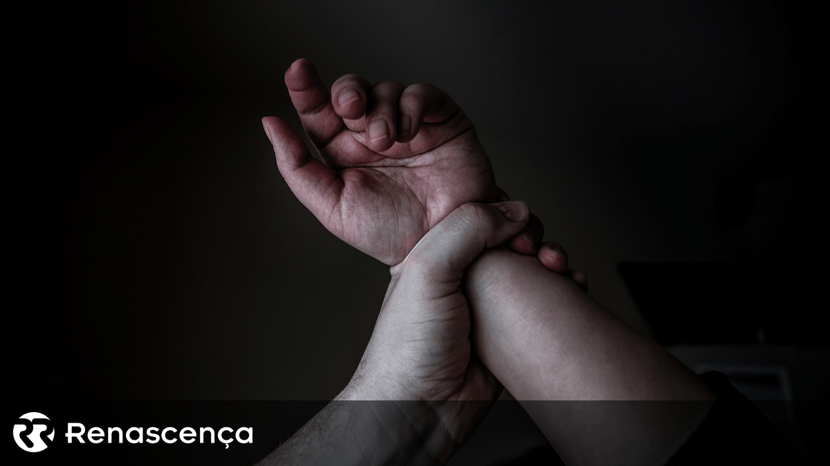 Man vastgezet voor mishandeling ex-partner in Batalha