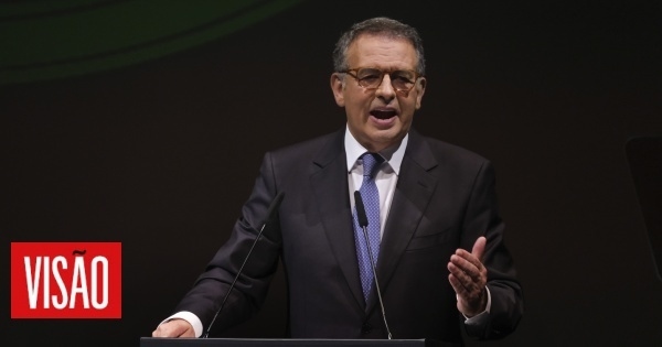 Chumbo do OE não implica automaticamente dissolução do Parlamento. António José Seguro apresenta candidatura a Belém