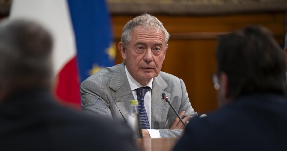 Choque Stroppa-Urso: "Alguien en el gobierno no quiere Starlink". "Sorprendido por sus palabras"