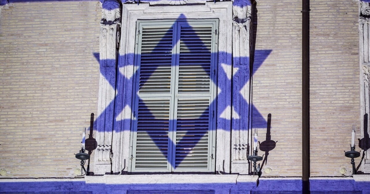 De onmogelijke missie om een ​​Haaretz te lezen in Teheran