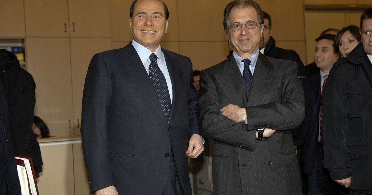 "This is how Craxi made Toni Negri escape," an interview with Sandro Parenzo.