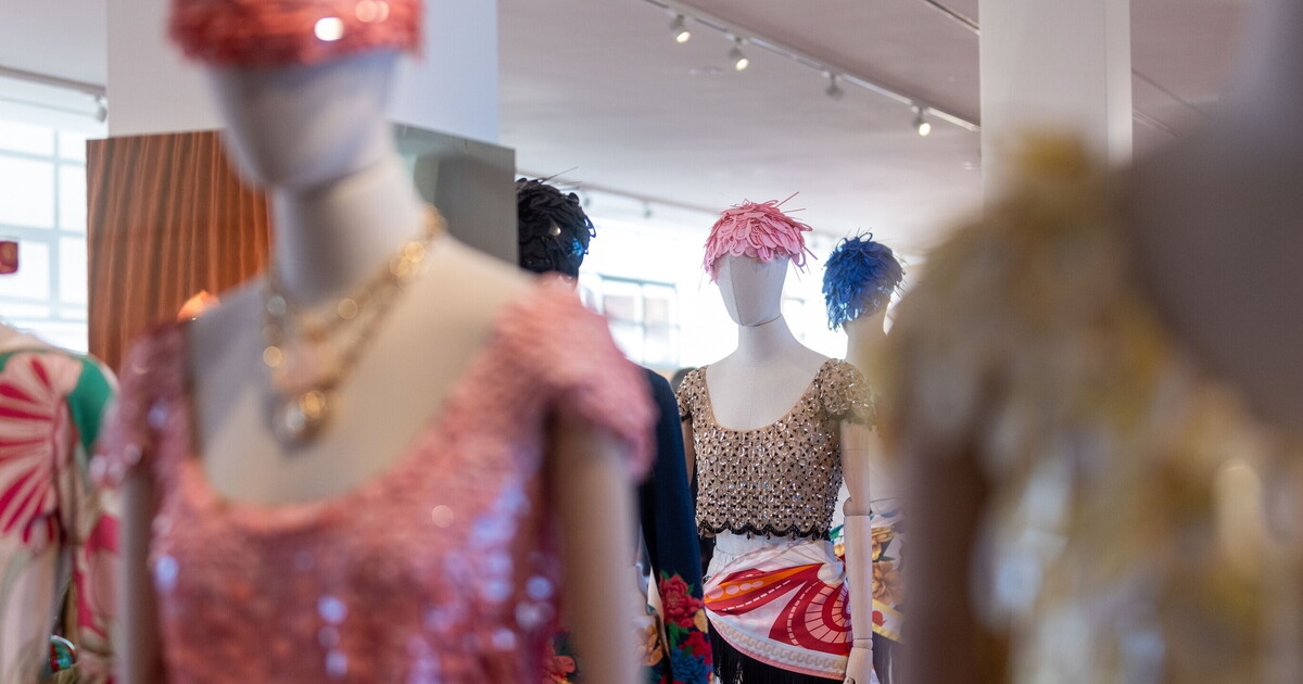 Waarom we merken meer vertrouwen dan overheden