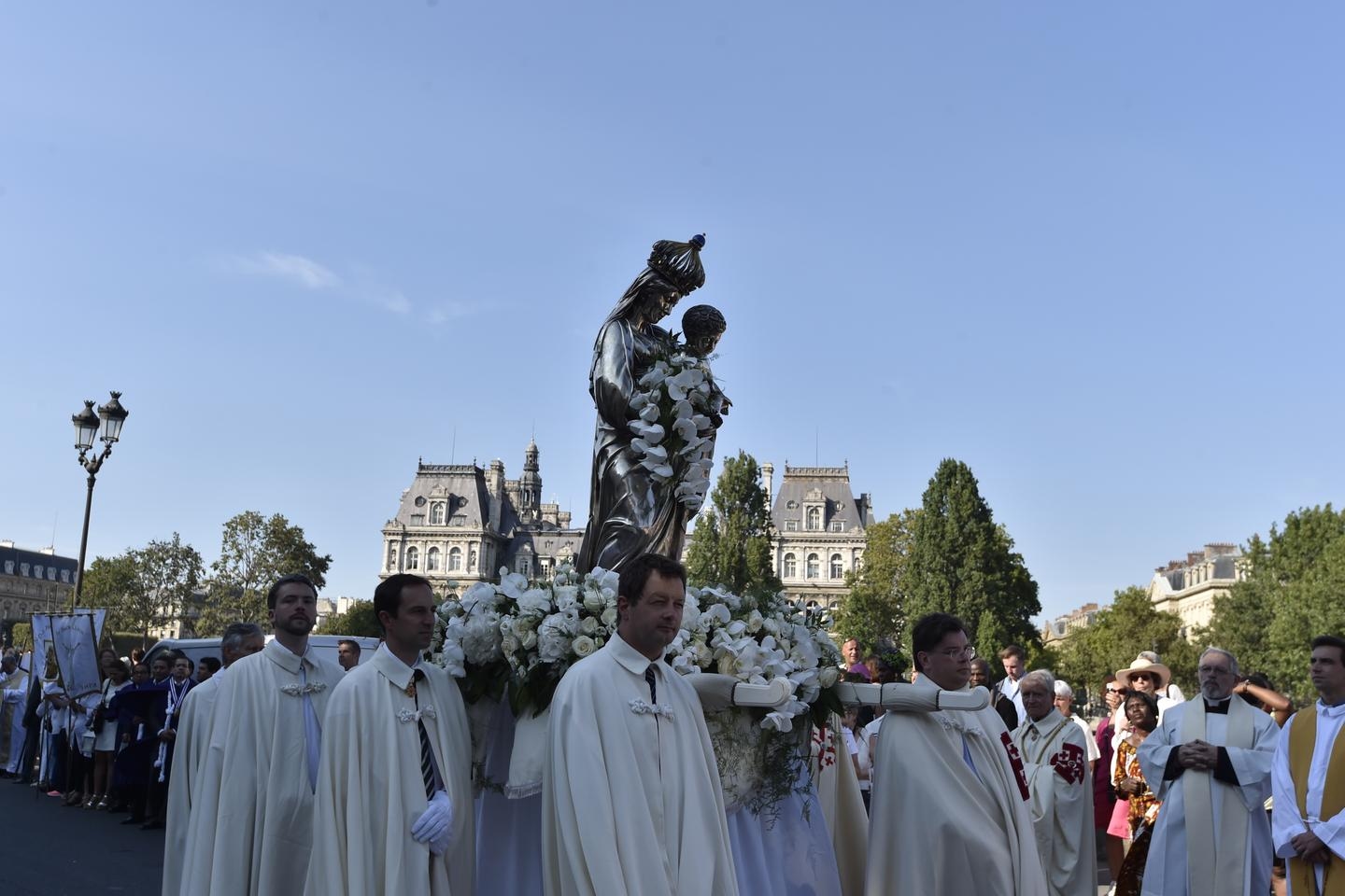 Święto Wniebowzięcia, czyli historia polityczna francuskiego kultu Matki Boskiej