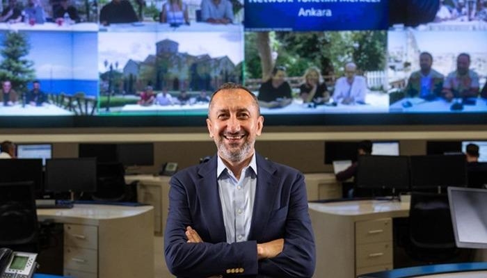 CEO da Türk Telekom, Ümit Önal: "Oferecemos velocidade de acesso de 1 Gbps para mais de 9 milhões de residências."