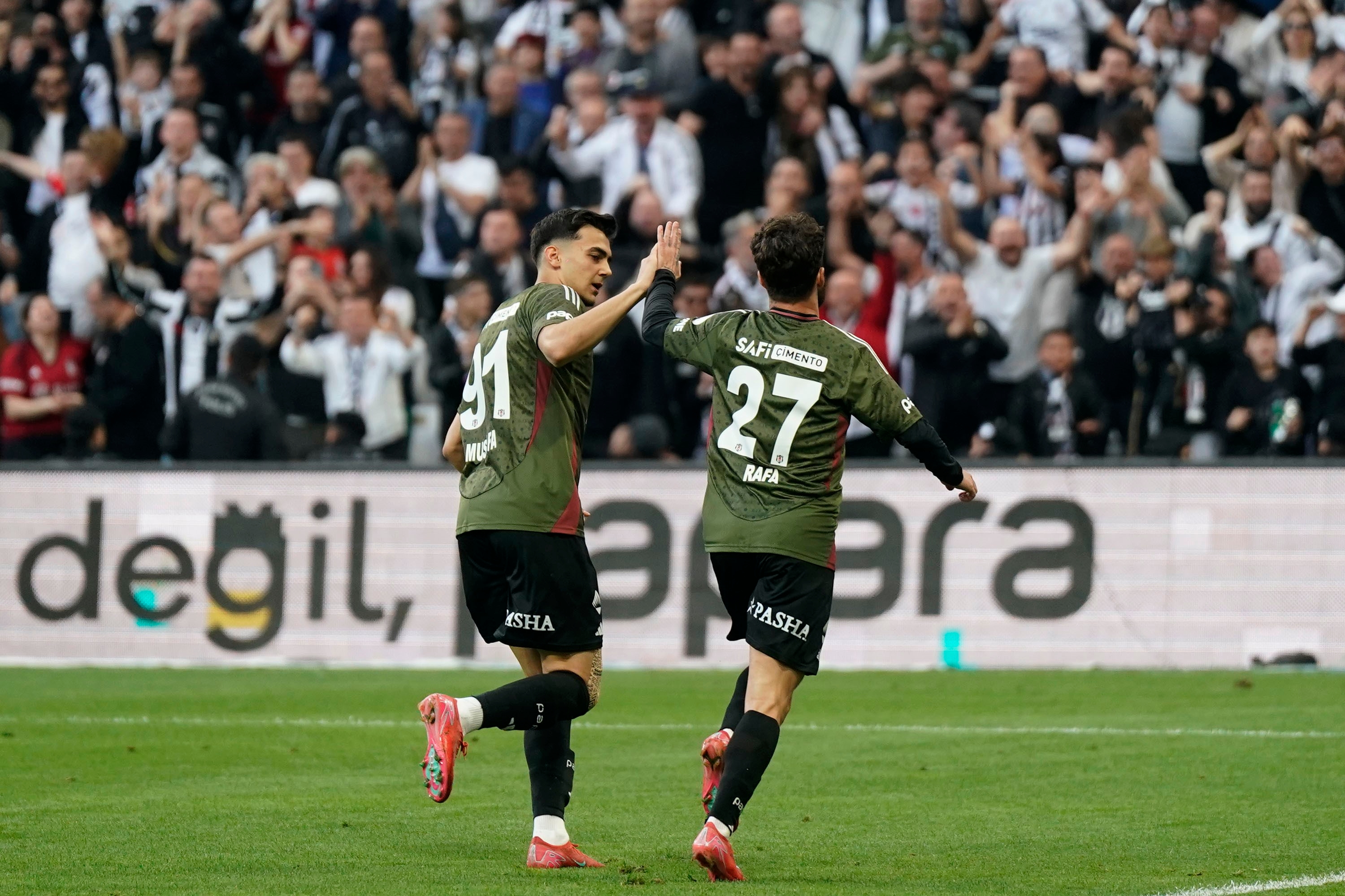 Rafa Silva hat in den letzten 4 Spielen 3 Tore erzielt