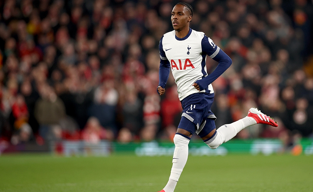 Tottenham, Mathys Tel’i duyurdu