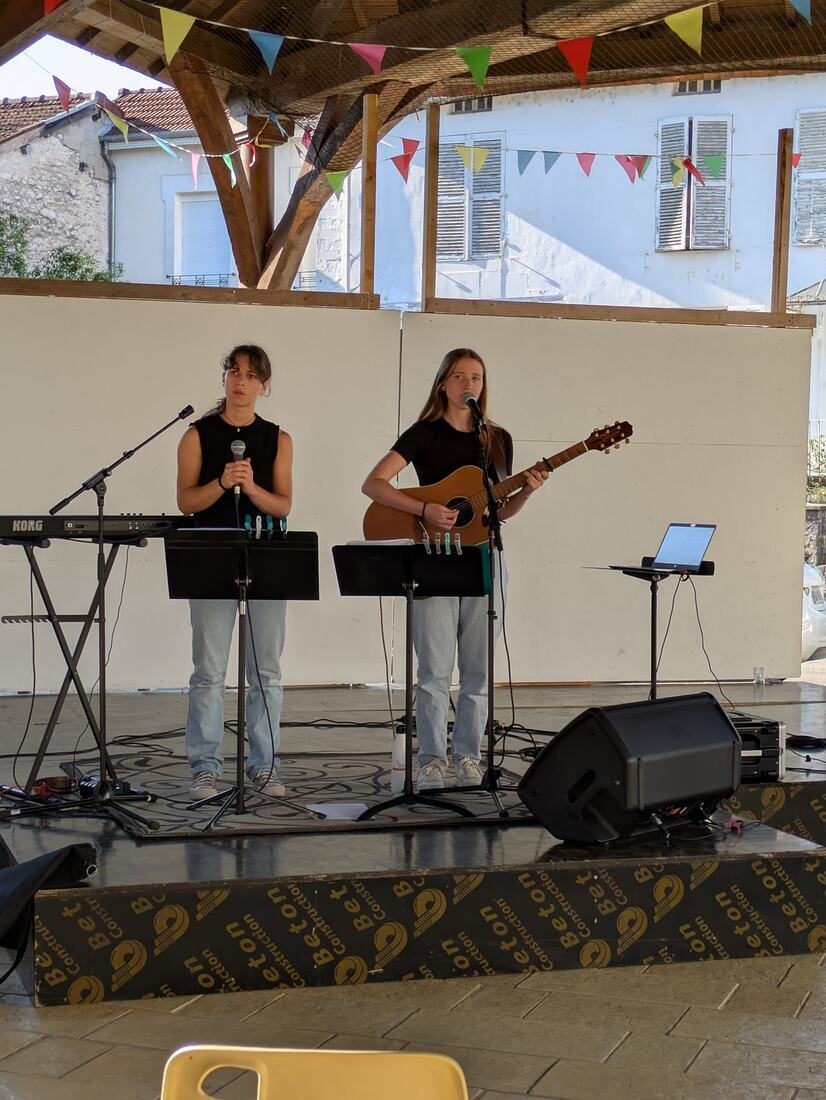Concert of the Young Ladies: a gentle evening