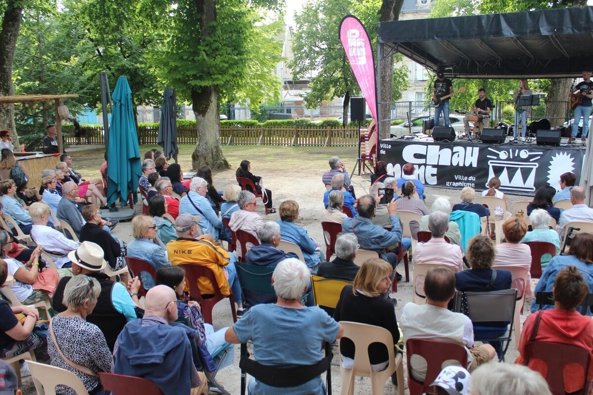 Utopia in performance at Chaumont Plage