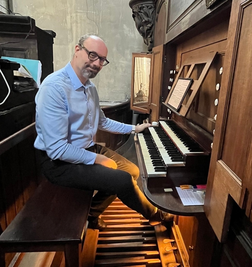 Frédéric Mayeur no órgão, um grande momento