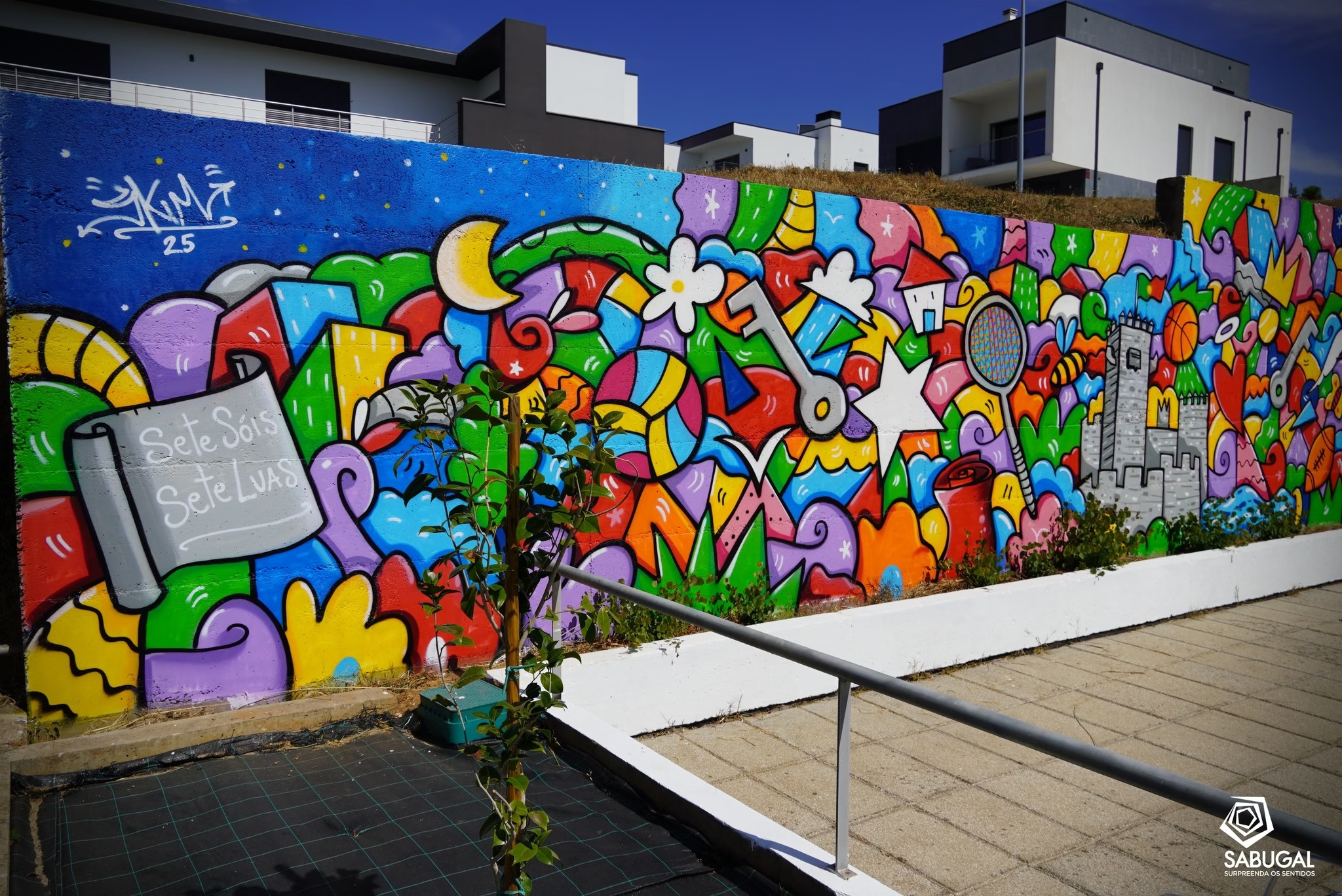Criação de mural no encerramento do ‘Festival Sete Sóis Sete Luas’
