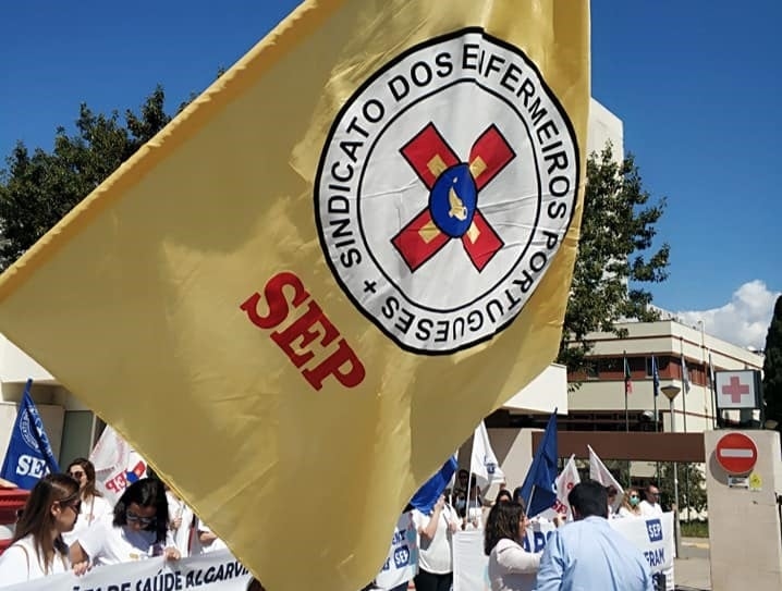 Pielęgniarki rozpoczynają kampanię mającą na celu podniesienie świadomości na temat warunków pracy w Algarve