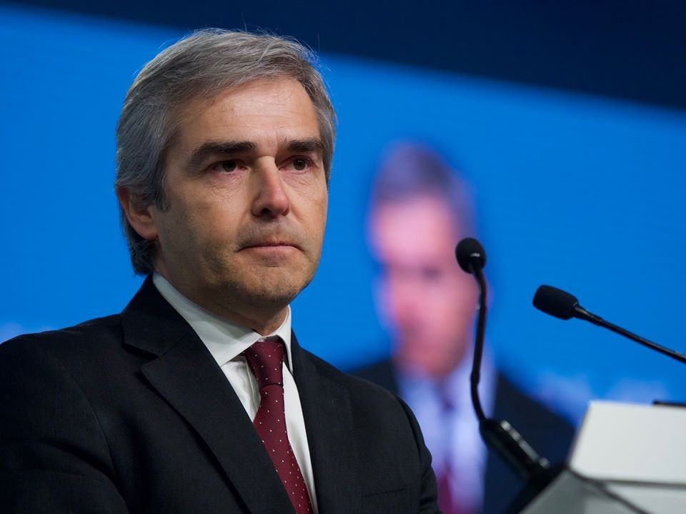 Wenn Pedro Nuno Santos nicht geeignet war, Minister zu sein, ist er auch nicht geeignet, Premierminister zu sein, sagt Nuno Melo