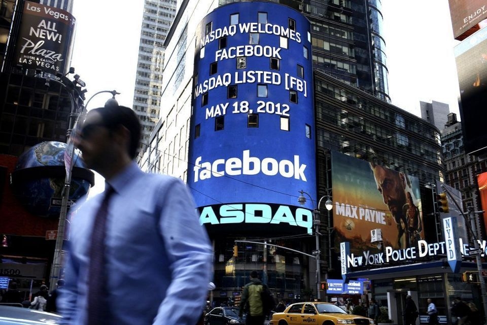 Wall Street closes higher with peace in Ukraine at the end of the tunnel