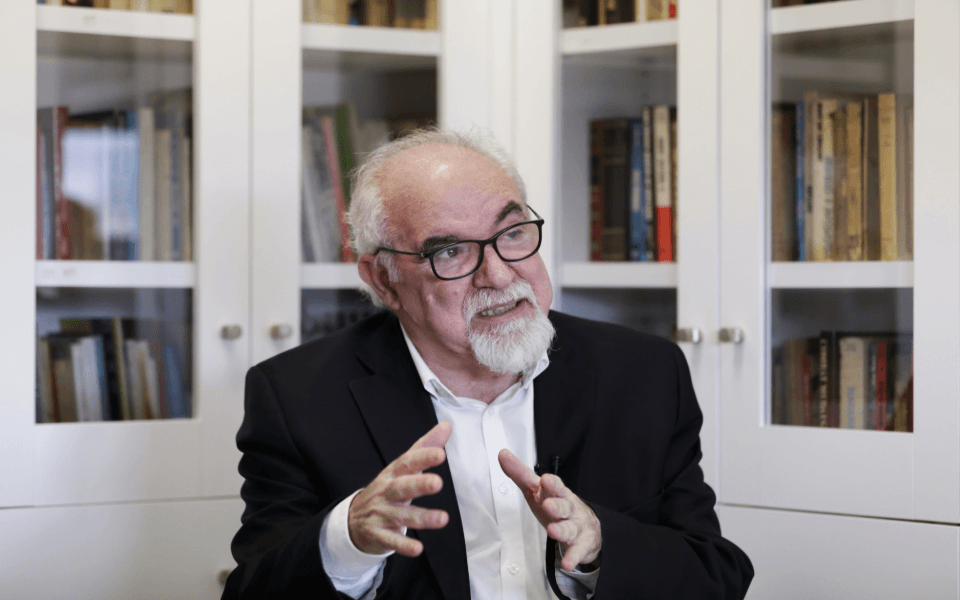 Allaitement maternel : Vieira da Silva accuse le ministre du Travail de lancer un « manteau noir »