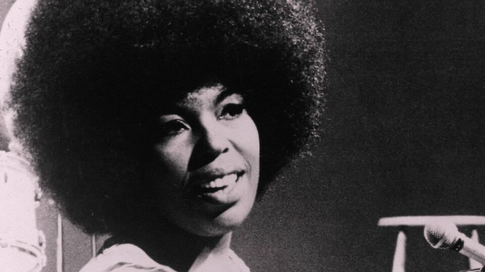 Roberta Flack muore a 88 anni