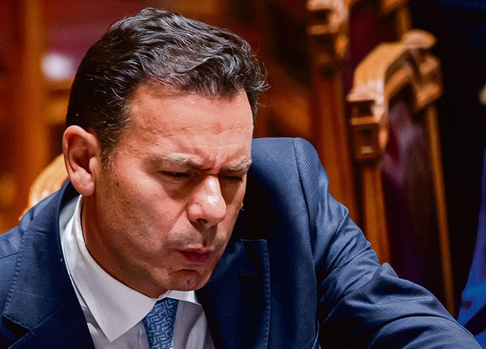 Il Primo Ministro afferma che la legge sul lavoro è in discussione e sarà definita solo in seguito