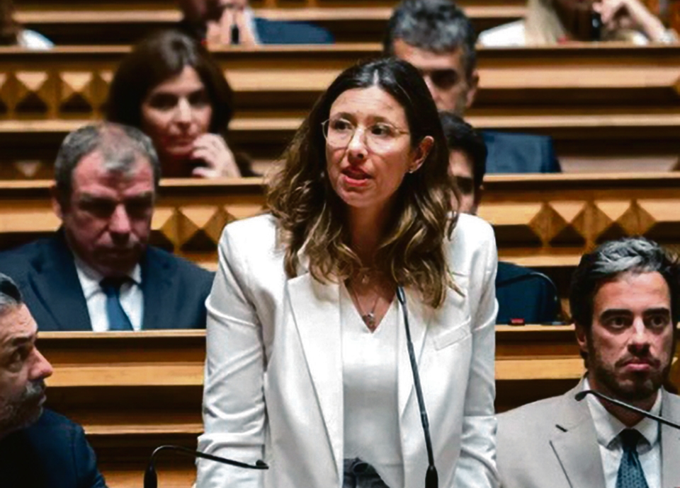 IL attacks public administration results, Montenegro refuses to fire employees