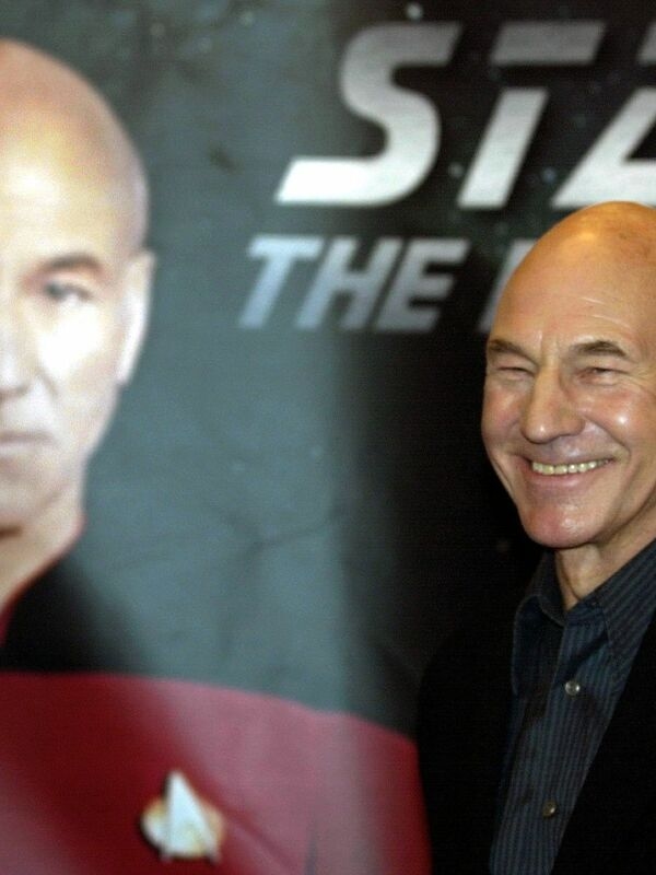 En realidad, Patrick Stewart sólo quiere actuar.