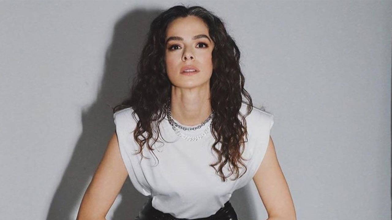 Özge Özpirinçci kehrt auf die Leinwand zurück: Hier ist ihre neue Serie …