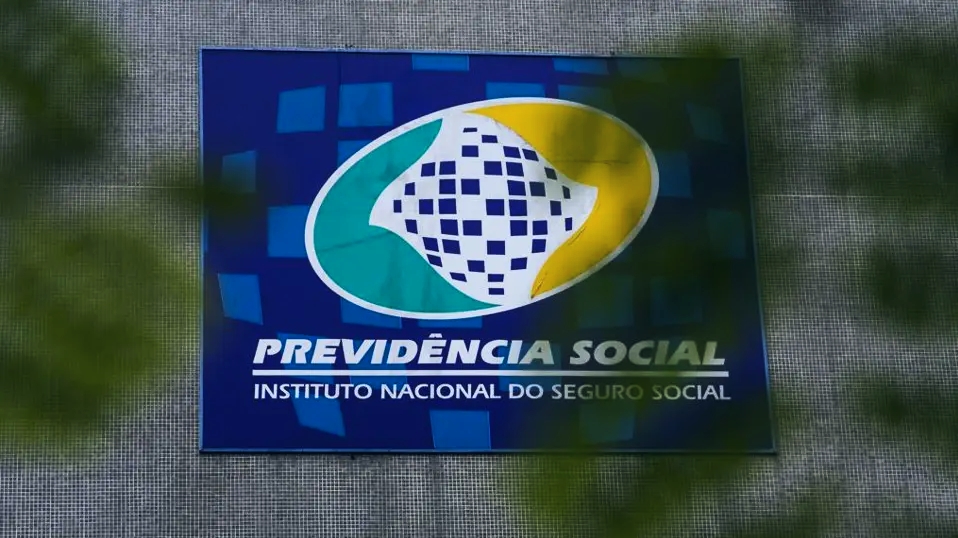 PT üyelerinin, Bolsonaro'nun milletvekilini INSS dolandırıcılığına karşı değiştirmek için Contag değişikliklerini imzaladığı bildirildi