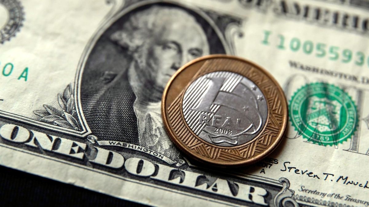 Dollar rises and stock market falls after Trump imposes 50% tax on Brazilian products
