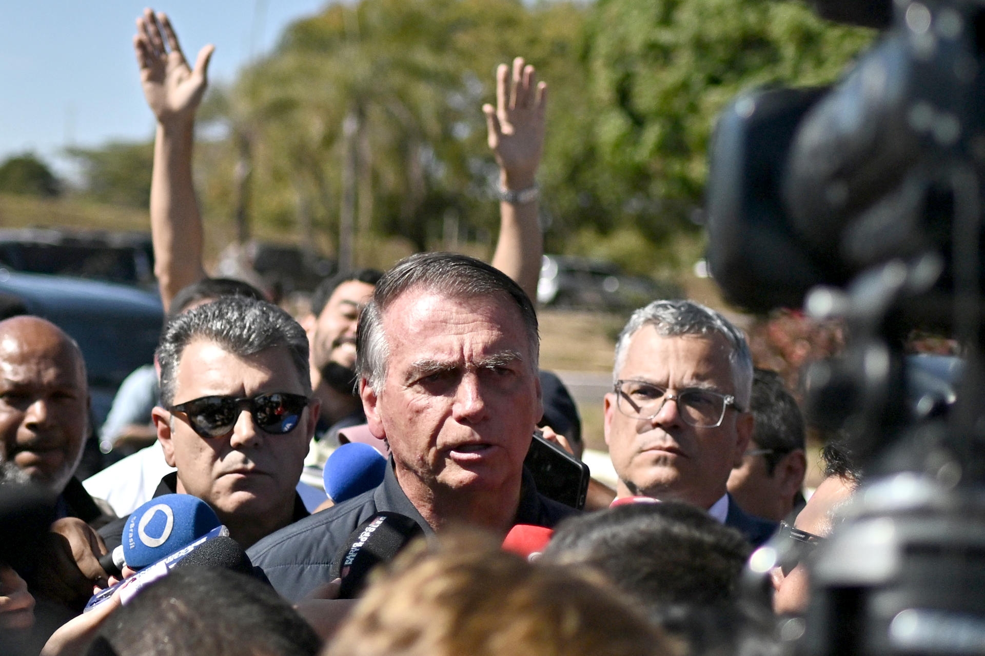 Federal Polis, Bolsonaro'dan ele geçirilen flash belleğin ilgili bilgileri içermediği sonucuna vardı.