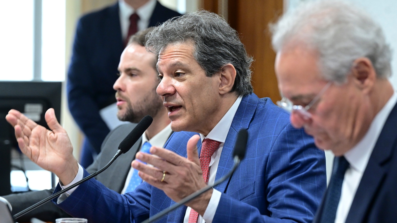 Haddad affirme que le pays connaît une « inversion des valeurs » dans le débat sur les politiques en faveur des pauvres et des riches.