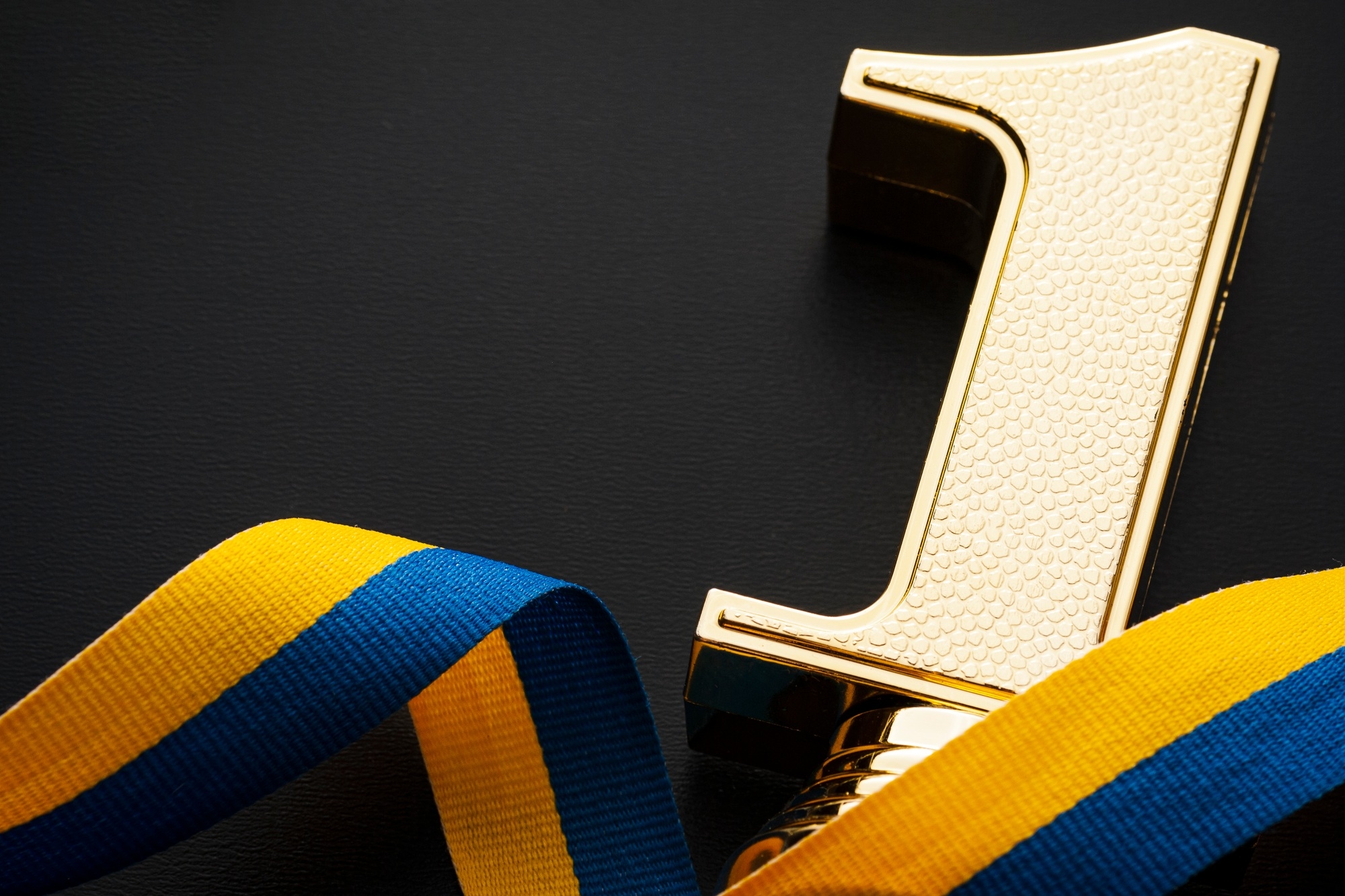 Descubra qué premios merecen su tiempo para el crecimiento profesional y la credibilidad