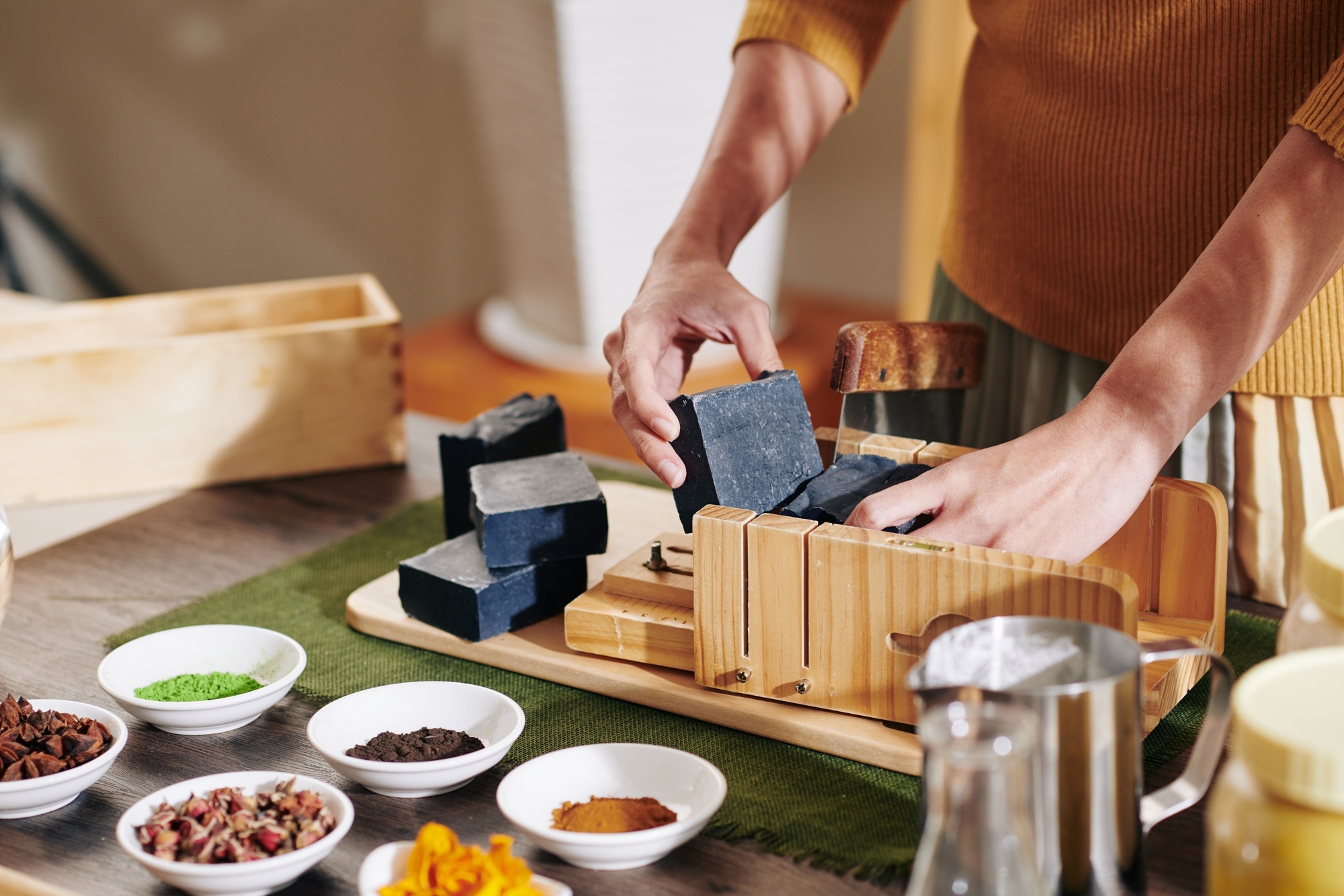 7 Best Wholesale Suppliers for Soap Making Supplies