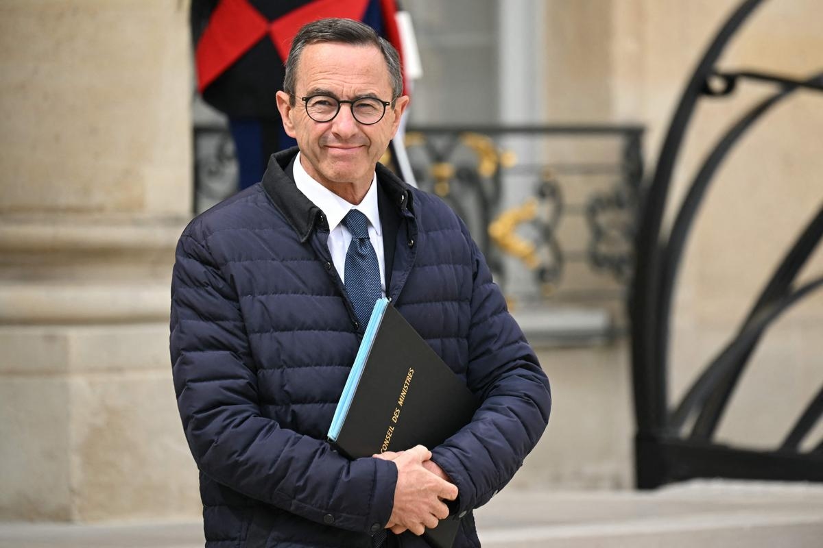 Assisted dying: Bruno Retailleau considers the text “deeply unbalanced”, Line Renaud and Gabriel Attal defend it