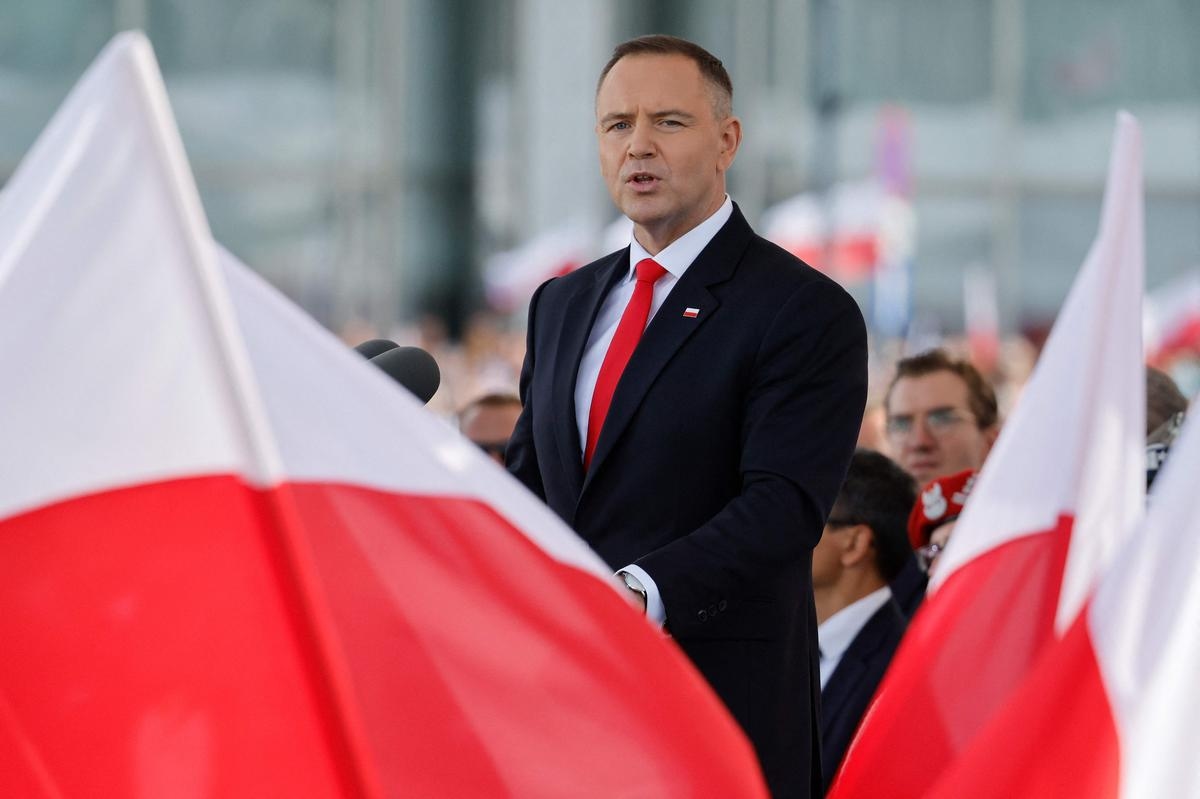 Poland: Invested as president, conservative Karol Nawrocki wants to avoid his country's "decline"