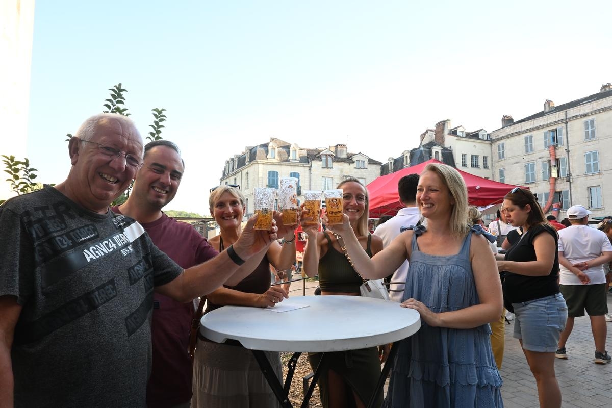 „Ein wunderbarer Sommermoment“: Sind die Nuits Gourmandes in Périgueux immer noch ein Hit?