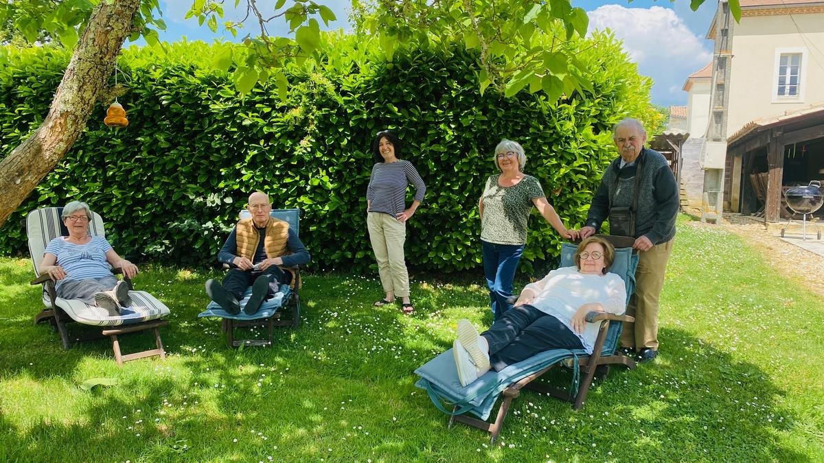 Neurodegenerative diseases: places for low-cost caregiver-care recipient respite stays in Dordogne