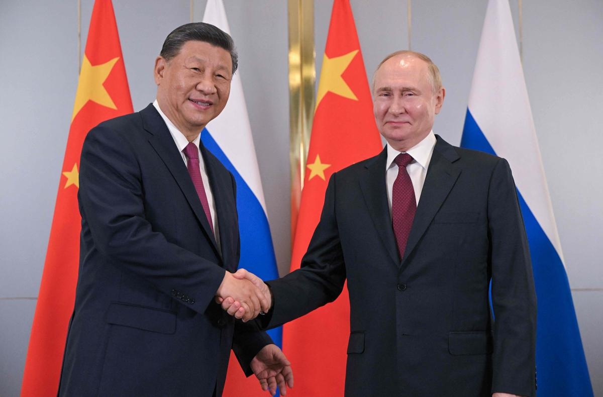 Las relaciones entre China y Rusia son "las más estables" entre los "grandes países", afirma Xi Jinping