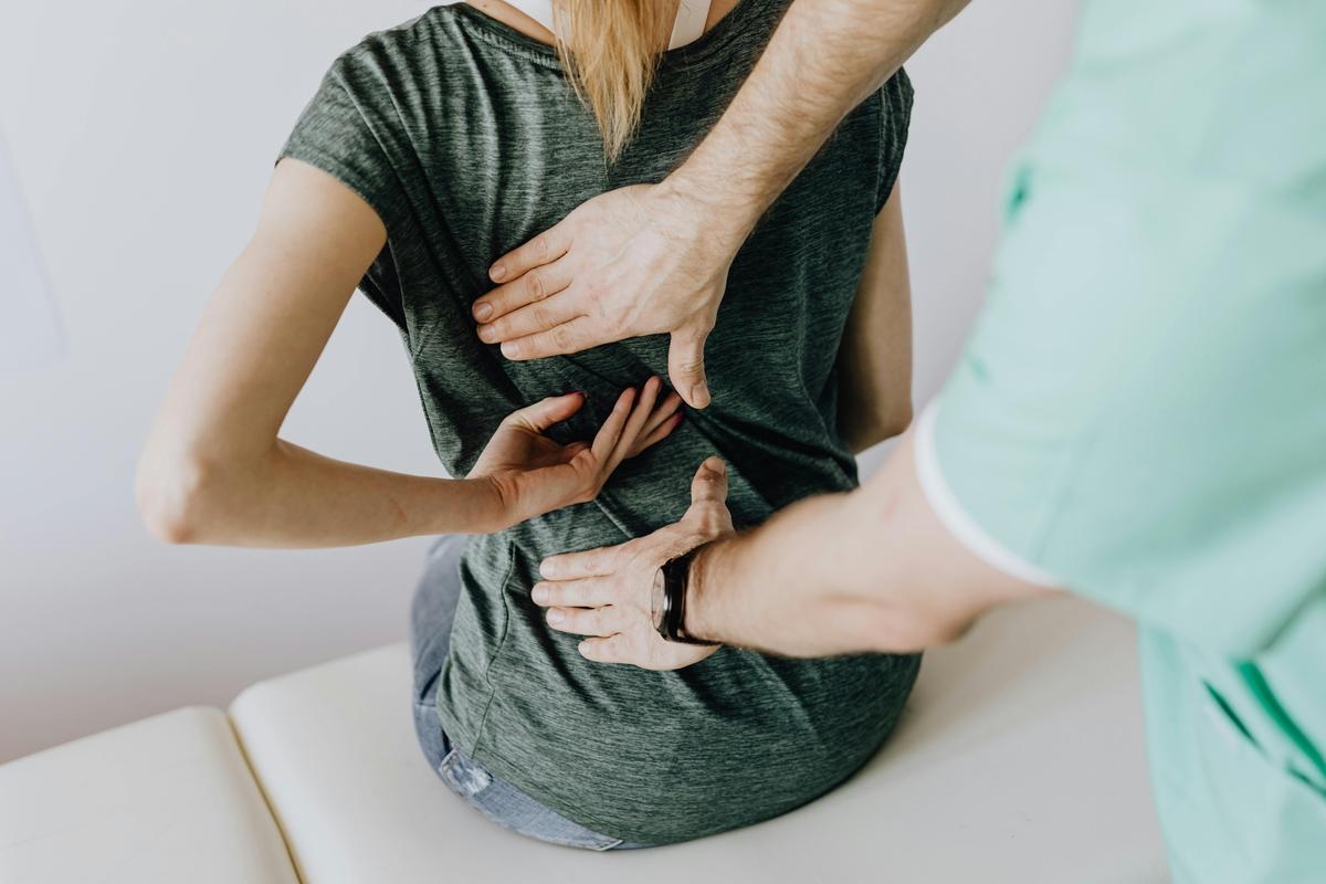 Dolor de espalda: ¿qué hacer (y no hacer) para evitar y curar el lumbago?